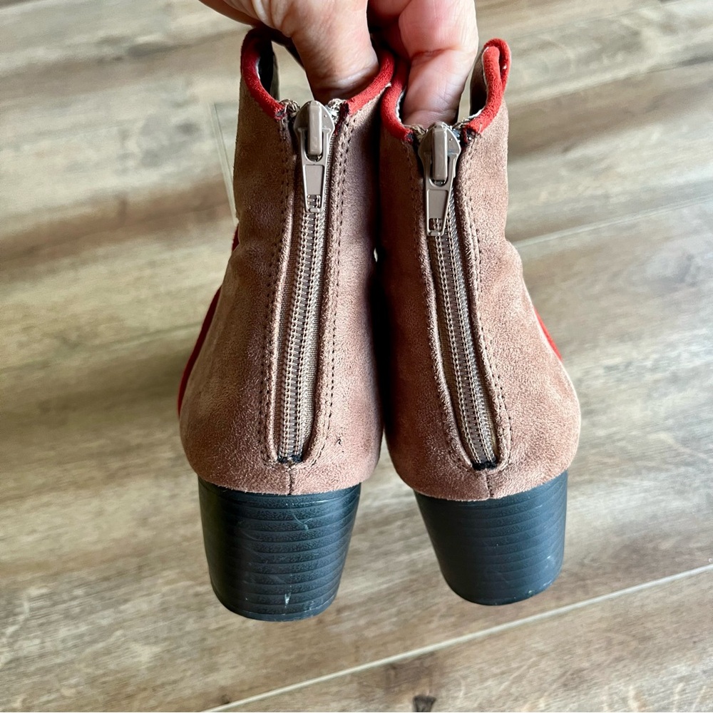 ANTHROPOLOGIE Vanessa Wu Colorblock Western Boots Size 38 Suede Beige - Picture 5 of 11